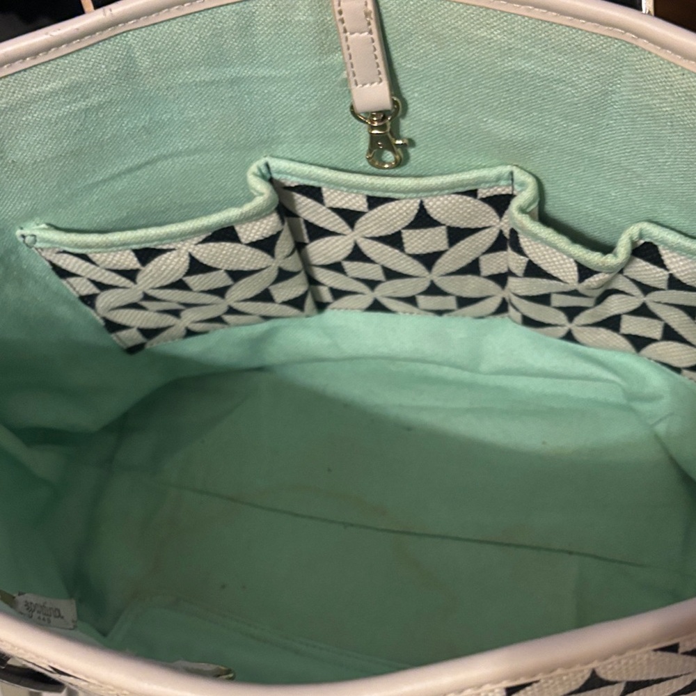 Spartina 449 Black and Cream Kiawah Geometric Pattern Tote - Picture 4 of 13